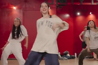 create stunning dance choreography, tik tok dance, tiktok dance for your song