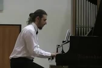 deliver high quality personalized piano and music lessons