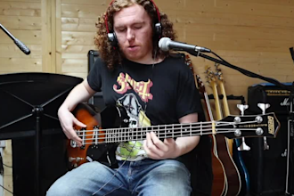record bass for you in a rock, punk, grunge style