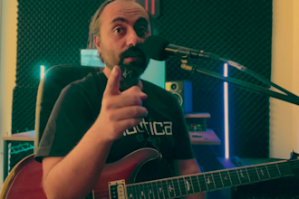 give personalized guitar lessons for all levels and styles