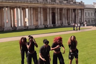 do group dance, twerk dance, shuffle dance, tik tok dance