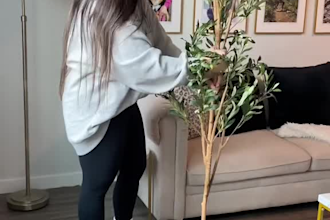 create ugc unboxing product review video ad tiktok reels unboxing video