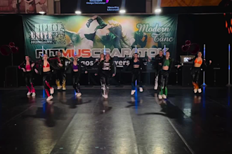 do group dance, choreography, tiktok dance, afrobeat dance hip hop dance