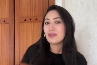 ugc spokesperson for tiktok product reviews and unboxing