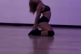 promote your songs with perfect twerk dance video and make you feel good