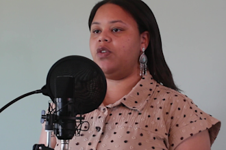 be your female vocalist and sing like an angel