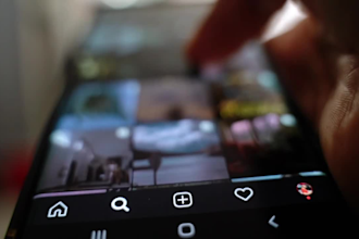 write high quality youtube video scripts using ai and storytelling