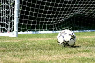 write a 500 word unique football soccer article