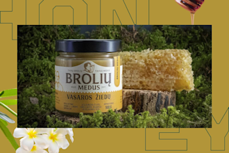 design a clean and modern label for honey