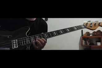 record the bass lines for your music quickly and with HQ