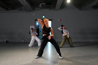 create  viral tiktok dance video for your brand, product and music promotion