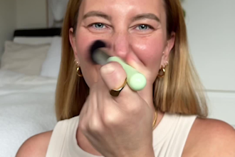 create an unboxing or product demonstration ugc video