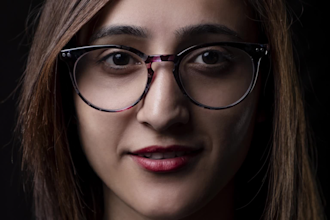 do professional portrait, skin retouch in photoshop
