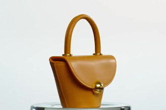 craft realistic 3d bag design, bag model, 3d backpack, 3d luggage, bag animation