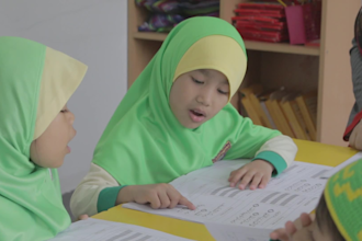 be an online quran teacher for kids and females