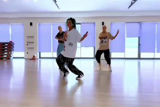 perform amazing tiktok afro dance, twerk dance, afrobeat, group shuffle dance