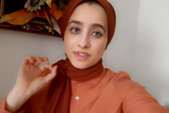 be your english,french and arabic female spokesperson