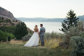 do professional wedding photo culling retouching and editing