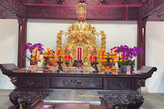 pray to the china god of health on your behalf