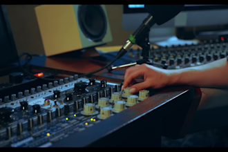 produce a male german voice over in a deep voice