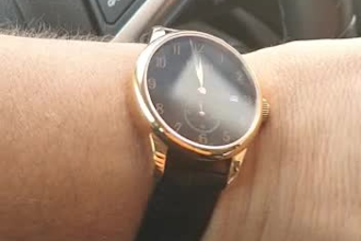 give very good advices, for people who want to by swiss made watches