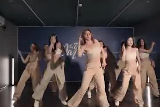 do shuffle dance, afrobeat, twerk dance, hip hop dance, group dance, ballet