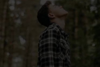 i,m a professional back ground and picture remover