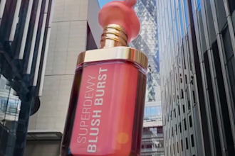 create 3d cgi product animation for ads and 3d visualisation