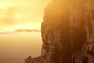 make uniqiue travel and location video renders for social media