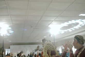 do professional cinematic emotional wedding video documentary films
