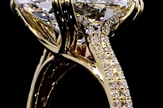 create a 3d modern jewelry design for 3d printing and rendering and 3d animation