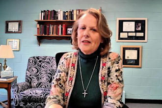 record american senior female spokesperson video testimonial review video