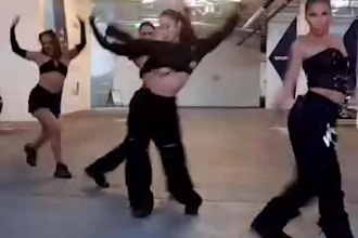 do energetic tik tok dance video group dance hip hop dance choreography to song