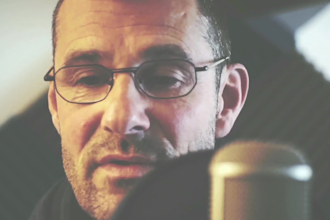 record a german male voiceover with a sonorously timbre