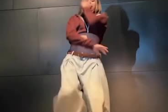 do a fire tiktok dance video music video twerk hip hop dance viral group dance
