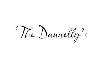 create a 4k animated handwritten signature logo reveal