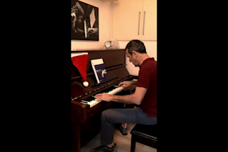 teach jazz piano, improvisation, harmony and improve style