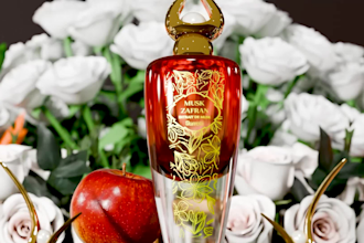 perfume 3d product design, cgi perfume animation or realistic product rendering