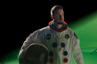 do vfx for game and film,greenscreen edit,backgroud motion graphics,clean up,mp4
