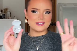 be your female video spokesperson for ugc video ads in english and spanish