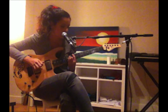 sing children songs spanish or english and disney style