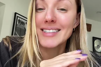create selfie style ugc female spokesperson video ads