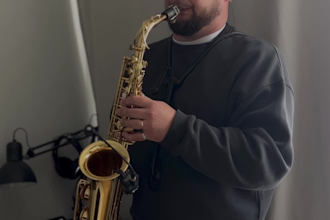 professionally record a studio quality saxophone clarinet solo for your track
