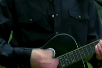 write and record outlaw country music with twang