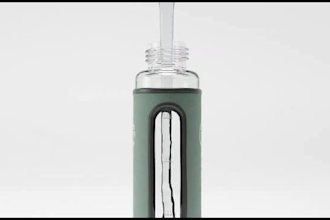 3d product simulation water simulation product animation video 3d product video