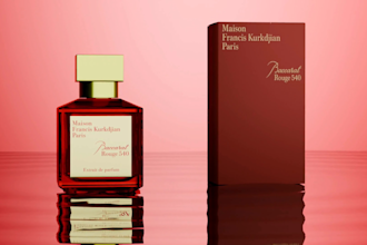 create realistic 3d cosmetic product animation