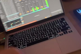 teach you how to play and dj on ableton live