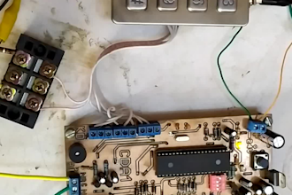 do a circuit of access control with microcontrollers