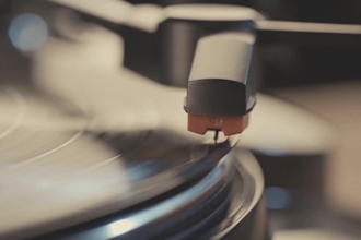 make a customized vinyl record promo video for musicians