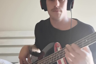 record bass guitar for your songs